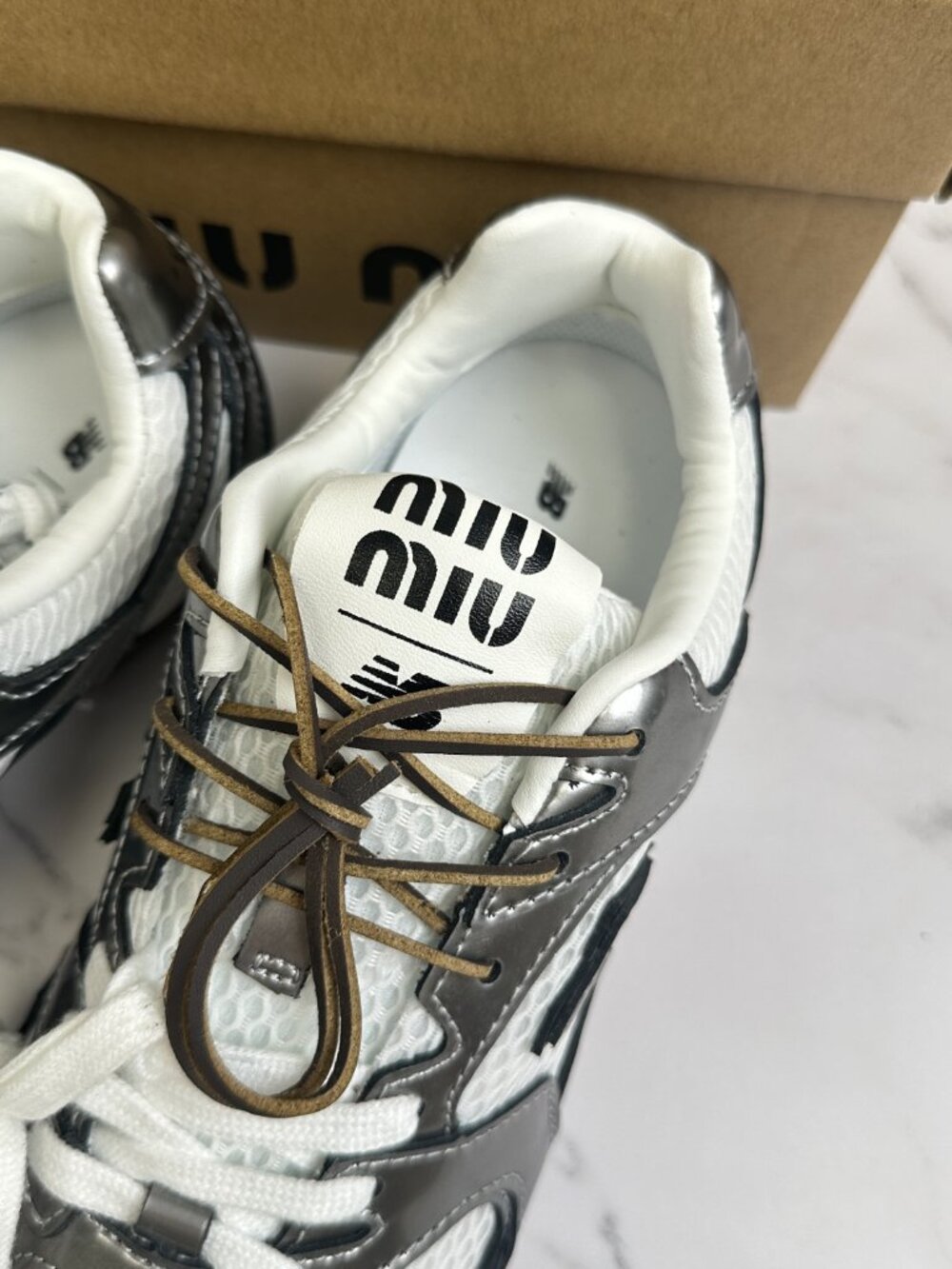 MIU MIU Silver-White Vintage-Style Color-Block Casual Sneakers with Double Laces - Picture 2 of 6